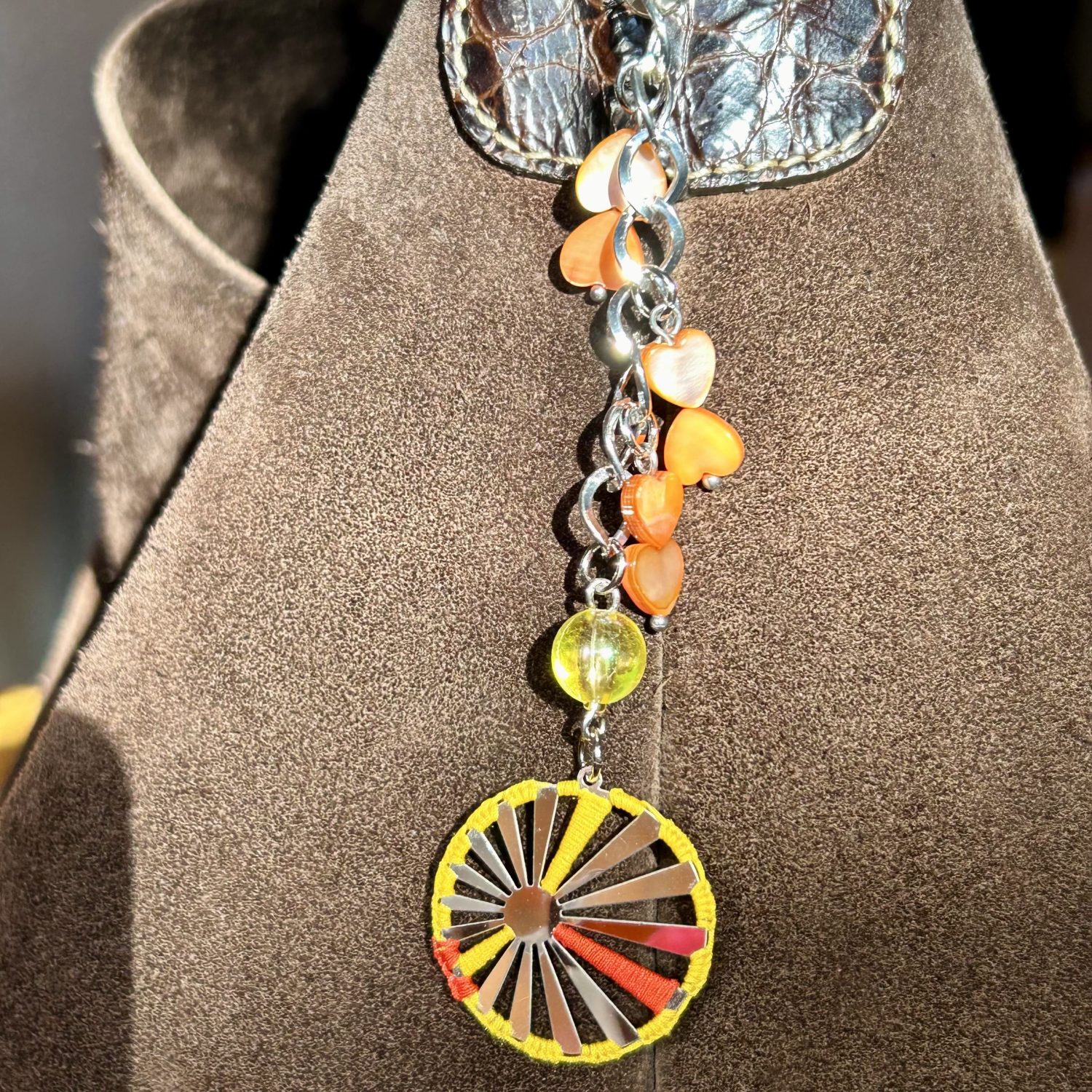 Soleil levant – Accessoire de sac