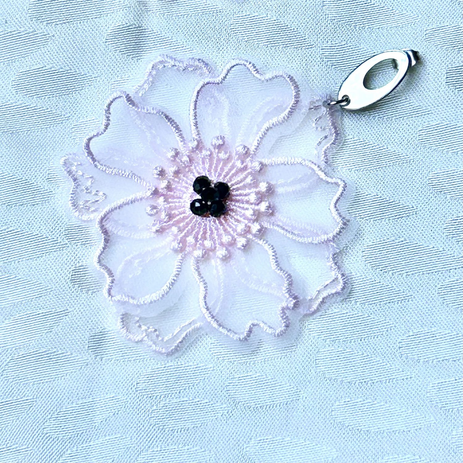 BO Ah la rose de dentelle