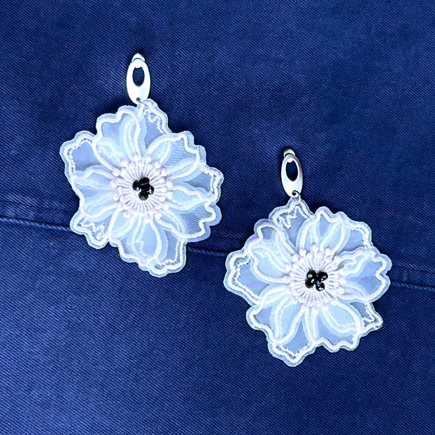 BO Ah la rose de dentelle